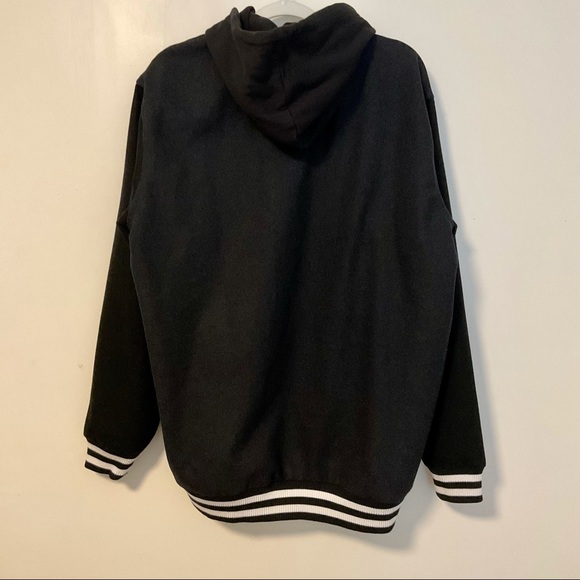 Harry Potter Hufflepuff Logo Hooded Varsity Wool Blend Jacket - Picture 5 of 12